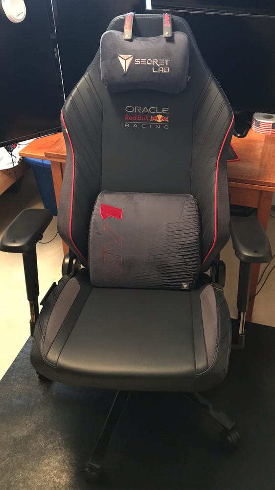 Secretlab TITAN Evo - XL - NEO Hybrid Leatherette (0108) - Customer Photo From Aaron East