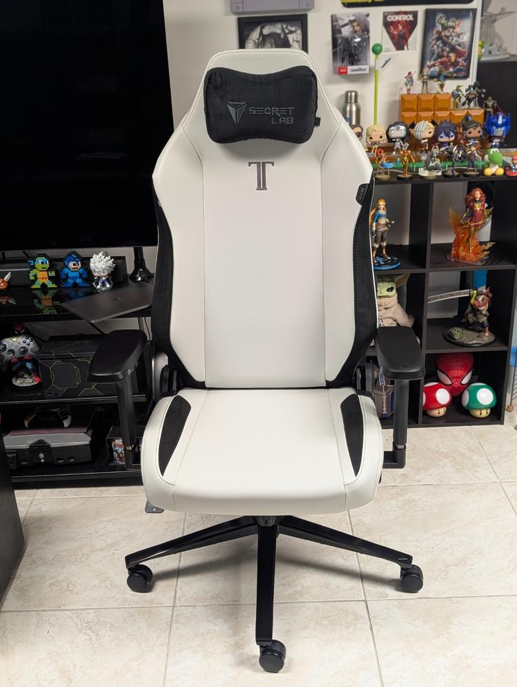 Secretlab TITAN Evo - XL - NEO Hybrid Leatherette (0108) - Customer Photo From Ahmed Hanafy