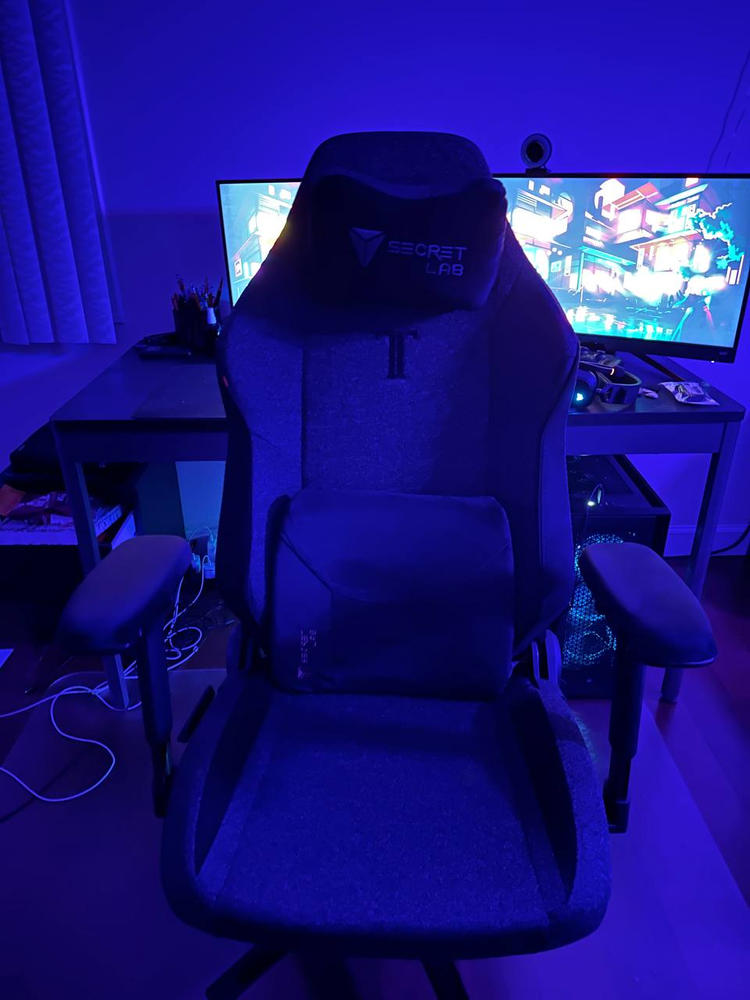 Secretlab TITAN Evo - Regular - SoftWeave™ Plus Fabric (0107) - Customer Photo From Alexander Melkumyants