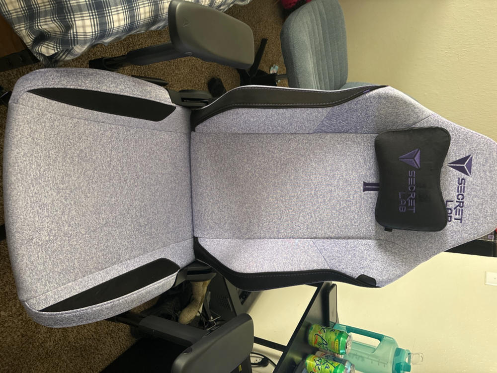 Secretlab TITAN Evo - Regular - SoftWeave™ Plus Fabric (0107) - Customer Photo From Megan Downer