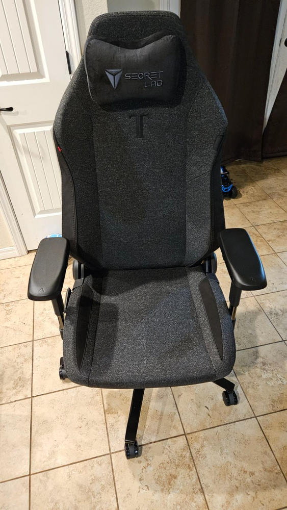 Secretlab TITAN Evo - XL - SoftWeave™ Plus Fabric (0108) - Customer Photo From Skipper Lumley