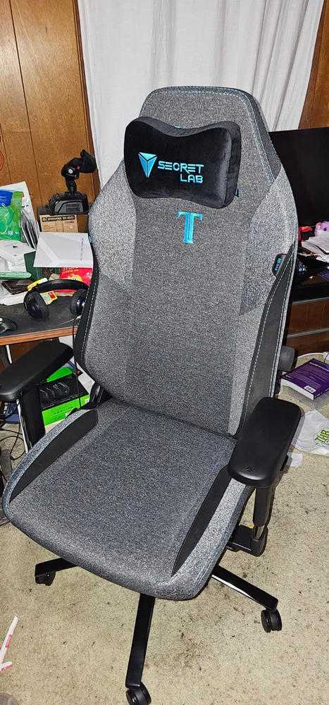 Secretlab TITAN Evo - XL - SoftWeave™ Plus Fabric (0108) - Customer Photo From Charles Hoppa