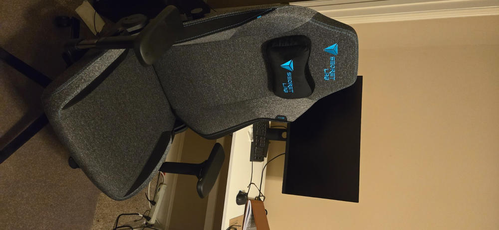 Secretlab TITAN Evo - XL - SoftWeave™ Plus Fabric (0108) - Customer Photo From Connor Rucker