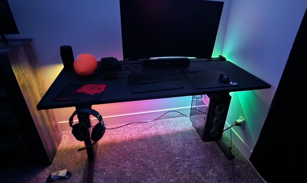 Secretlab Magnus Pro 1.5m Motorised Leg Columns (Type-B) - Box 2 - Customer Photo From Christopher Trammell