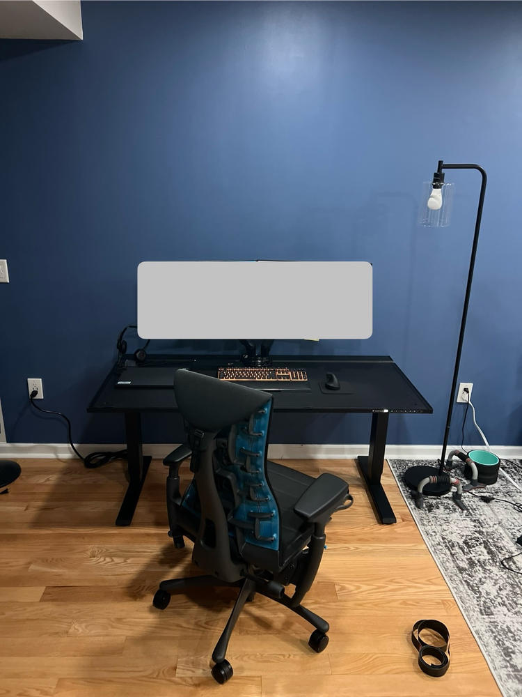 Secretlab Magnus Pro 1.5m Motorised Leg Columns (Type-B) - Box 2 - Customer Photo From Mann Ley