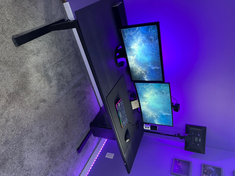 Secretlab Magnus Pro XL 1.7m Motorised Leg Columns (Type-B) - Box 2 - Customer Photo From Jessica Kerstetter