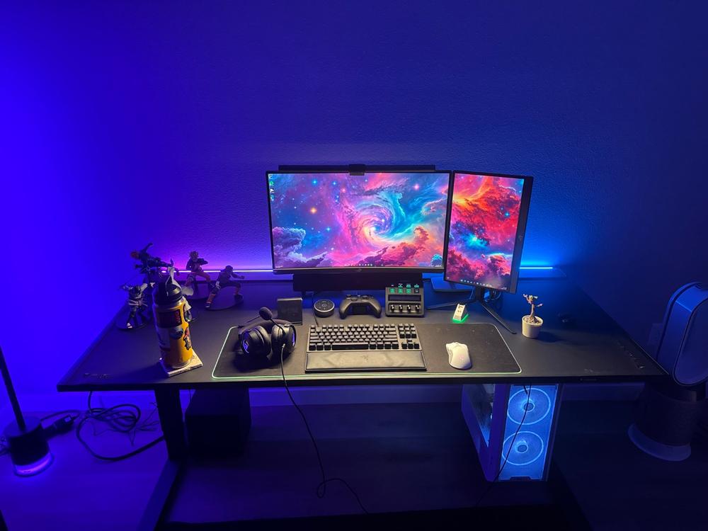 Secretlab Magnus Pro XL 1.7m Motorised Leg Columns (Type-B) - Box 2 - Customer Photo From Roland Cuartero