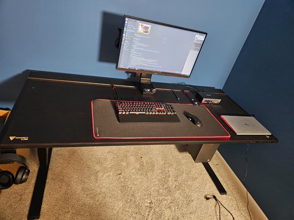 Secretlab Magnus Pro XL 1.7m Motorised Leg Columns (Type-B) - Box 2 - Customer Photo From Daniel Hynes