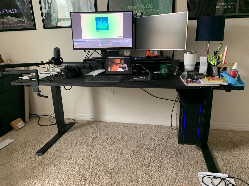 Secretlab Magnus Pro XL 1.7m Motorised Leg Columns (Type-B) - Box 2 - Customer Photo From Corey Oxley