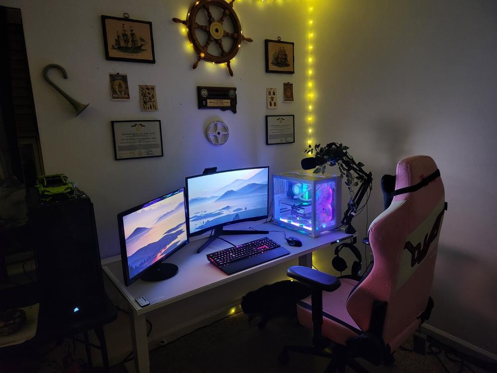 Secretlab Magnus Pro 1.5m Motorised Leg Columns (Type-B)- White - Box 2 - Customer Photo From Dylan Woods