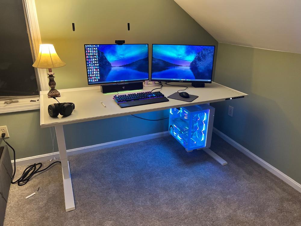 Secretlab Magnus Pro XL 1.7m Motorised Leg Columns (Type-B) - White - Box 2 - Customer Photo From Cody Harmon