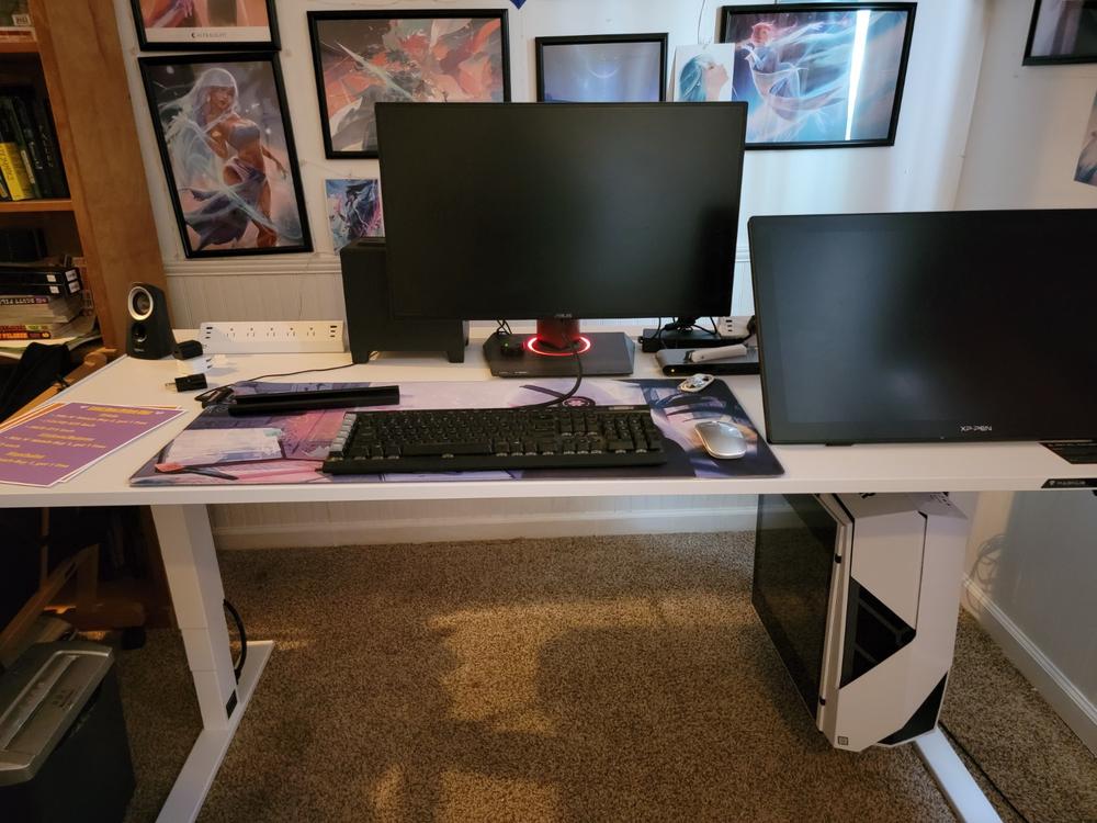 Secretlab Magnus Pro XL 1.7m Motorised Leg Columns (Type-B) - White - Box 2 - Customer Photo From Aneissa Ingram