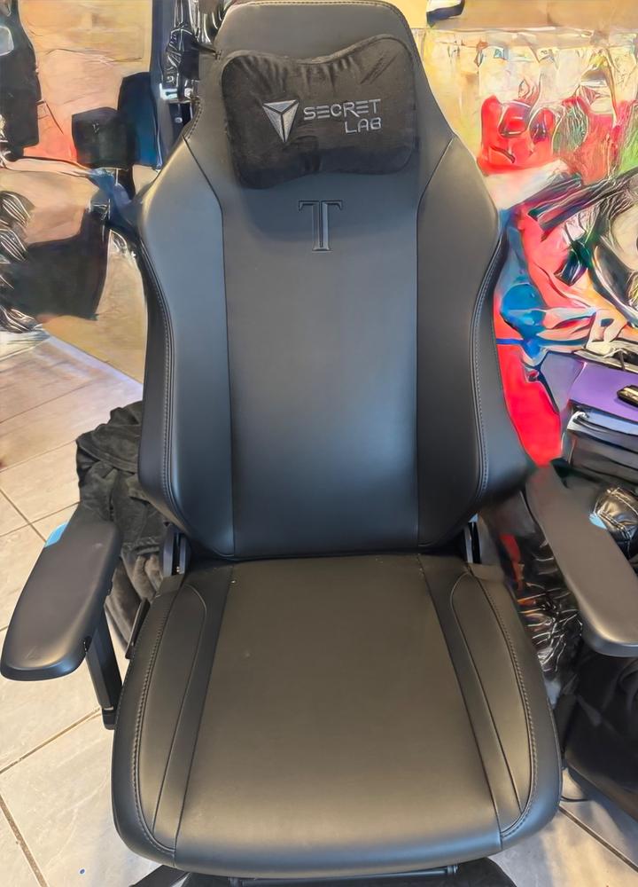 Secretlab TITAN Evo - XL - NanoGen™ Hybrid Leatherette (0108) - Customer Photo From Dominic Malvo