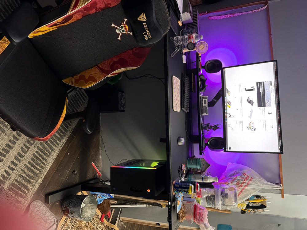 Secretlab Memory Foam Lumbar Pillow - One Piece Edition - Customer Photo From arnold polanco
