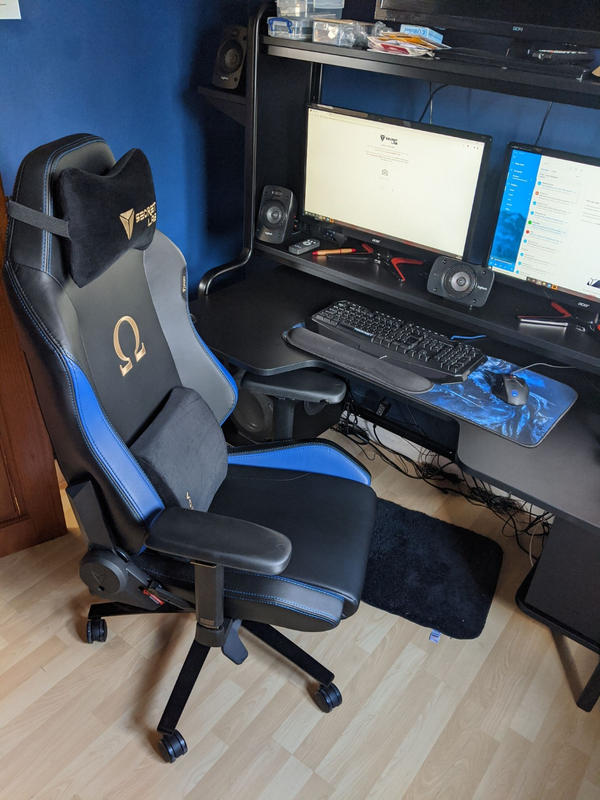  OMEGA  Series gaming chairs Secretlab  SG