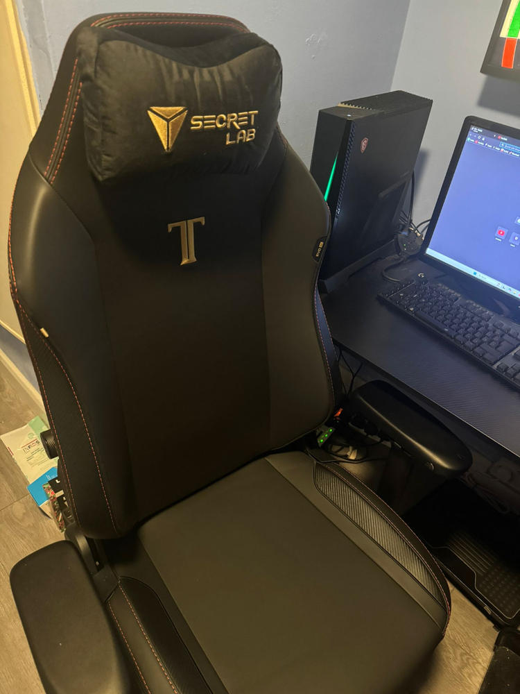 Secretlab TITAN Evo - XL - NEO Hybrid Leatherette (0308) - Customer Photo From George Turner