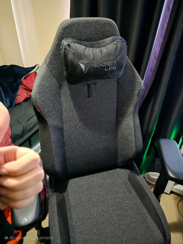 Secretlab TITAN Evo - Regular - SoftWeave™ Plus Fabric (0307) - Customer Photo From Cheryl Davey