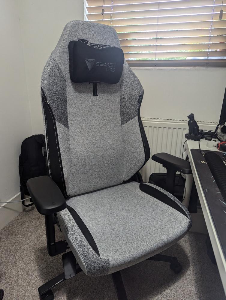 Secretlab TITAN Evo - XL - SoftWeave™ Plus Fabric (0308) - Customer Photo From Josh Dobson