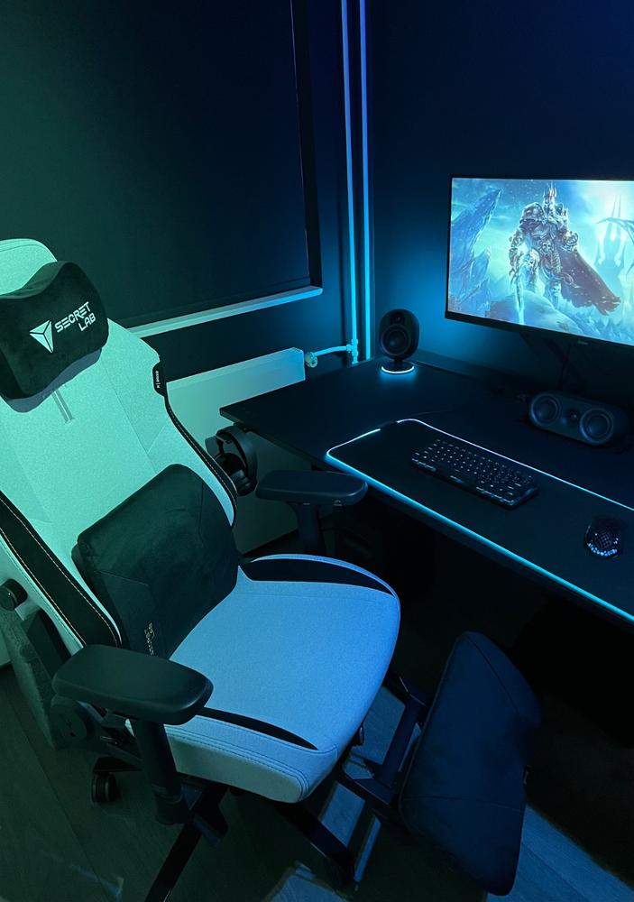 Secretlab Ergonomic Recliner Add-On (Plushcell™ Memory Foam) - Customer Photo From Justin Wijnands