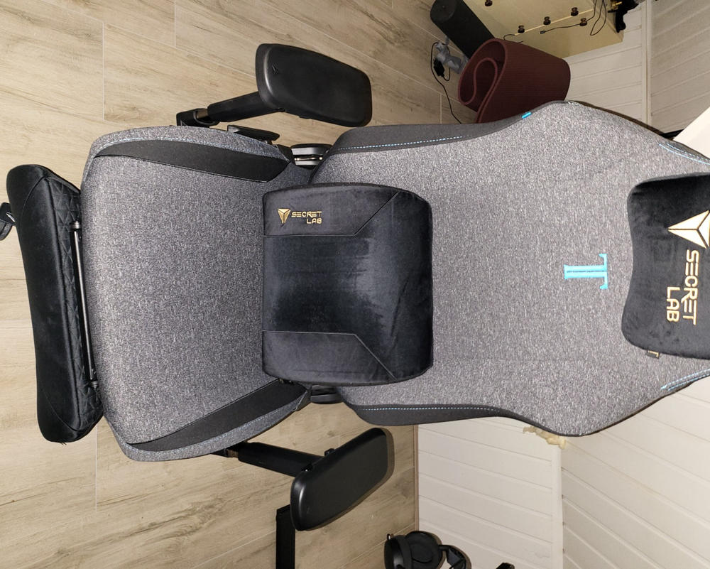 Secretlab Ergonomic Recliner Add-On (Plushcell™ Memory Foam) - Customer Photo From matti hagens