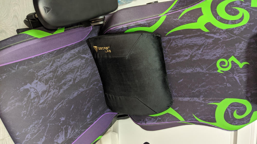 Secretlab SKINS Lite - Regular - Customer Photo From Juan Losa