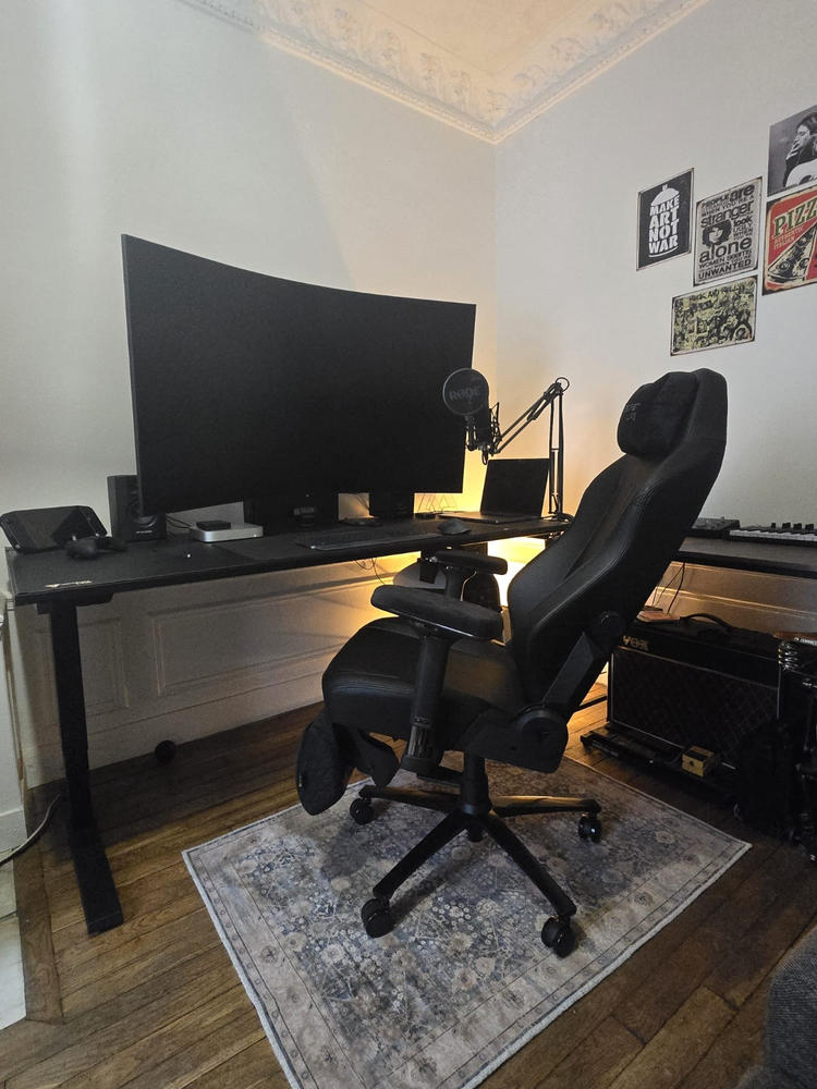 Secretlab TITAN Evo - Regular - NanoGen™ Hybrid Leatherette (0107) - Customer Photo From Mickaël Douce