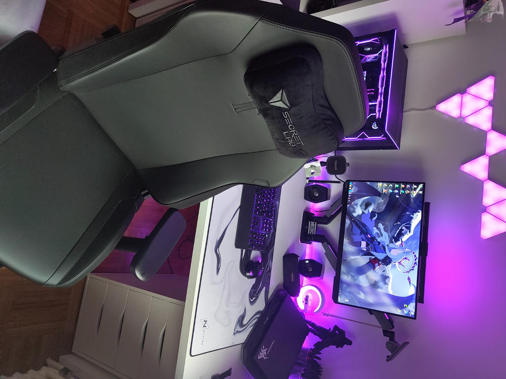 Secretlab TITAN Evo - XL - Secretlab NEO™ Hybrid Leatherette - Customer Photo From Julien Nouzies