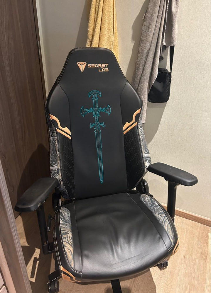 Secretlab PlushCell™ Memory Foam Armrest Top - Customer Photo From Richard PERRY