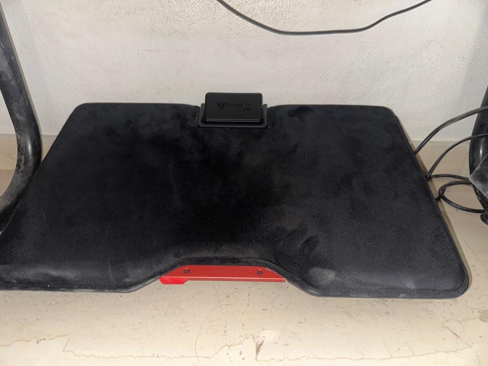 Secretlab Professional Footrest (CloudSwap™ Technology) - Customer Photo From Ανδρέας Χριστοδούλου