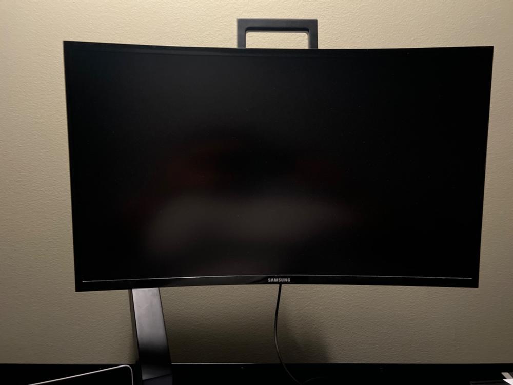 Secretlab MAGNUS Monitor Arm (Heavy Duty Edition) - Customer Photo From kary bheemaiah