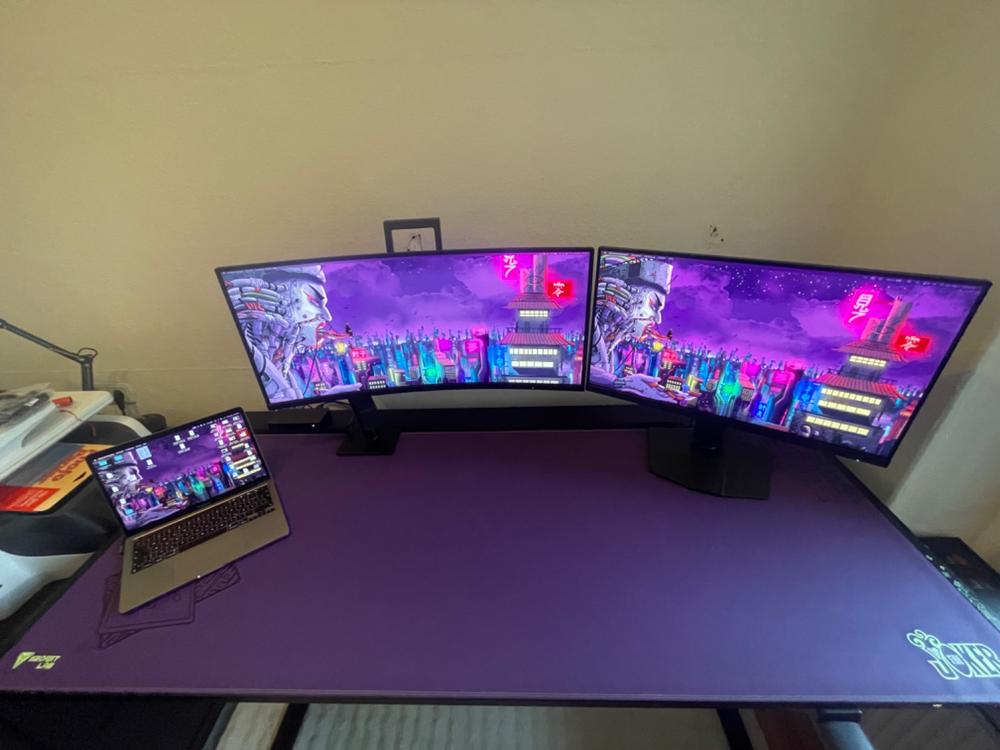 Secretlab MAGNUS Monitor Arm (Heavy Duty Edition) - Customer Photo From Tilman Köhler