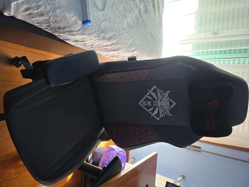 Secretlab TITAN Evo - Small - NEO Hybrid Leatherette (0106) - Customer Photo From Daniel Barreto