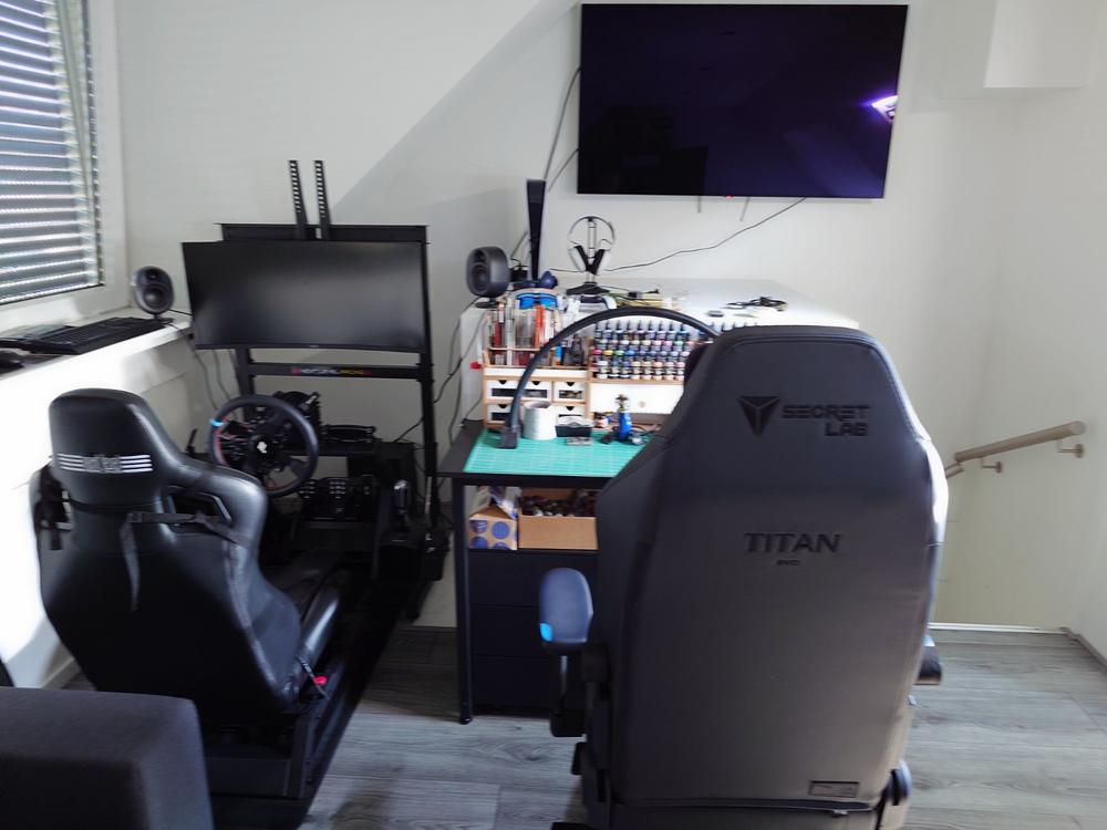 Secretlab TITAN Evo - Regular - NEO Hybrid Leatherette (0107) - Customer Photo From Joris de Rooij