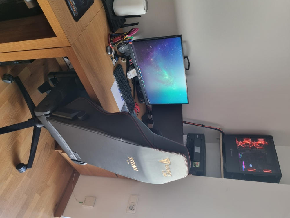 Secretlab TITAN Evo - Regular - NEO Hybrid Leatherette (0107) - Customer Photo From SERGIO DE BENITO