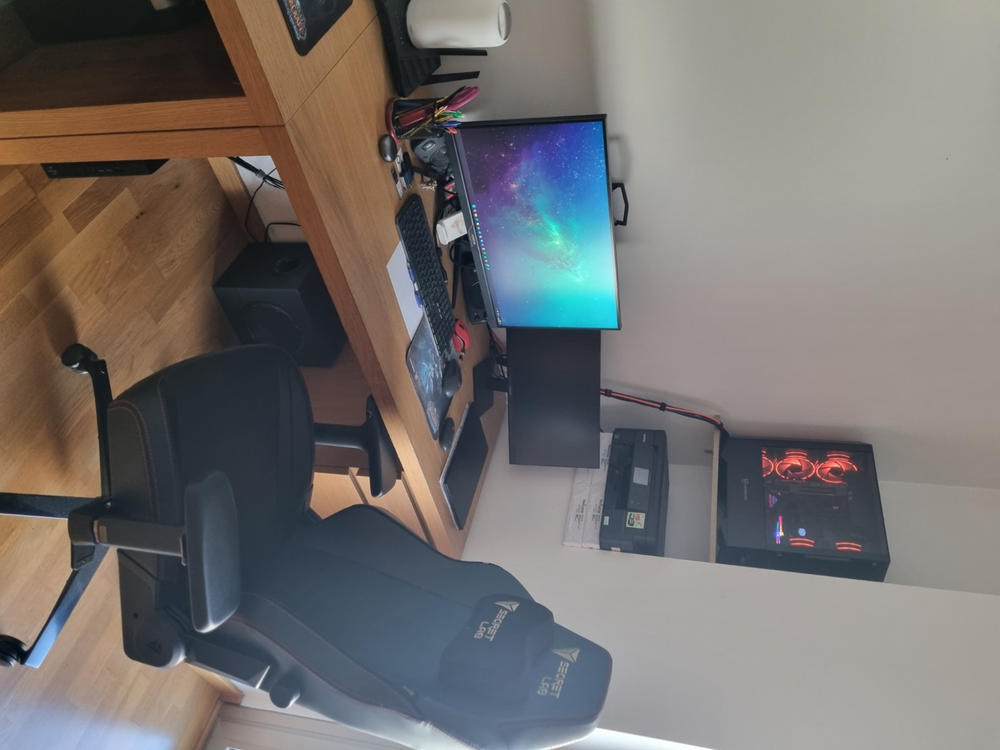 Secretlab TITAN Evo - Regular - NEO Hybrid Leatherette (0107) - Customer Photo From SERGIO DE BENITO