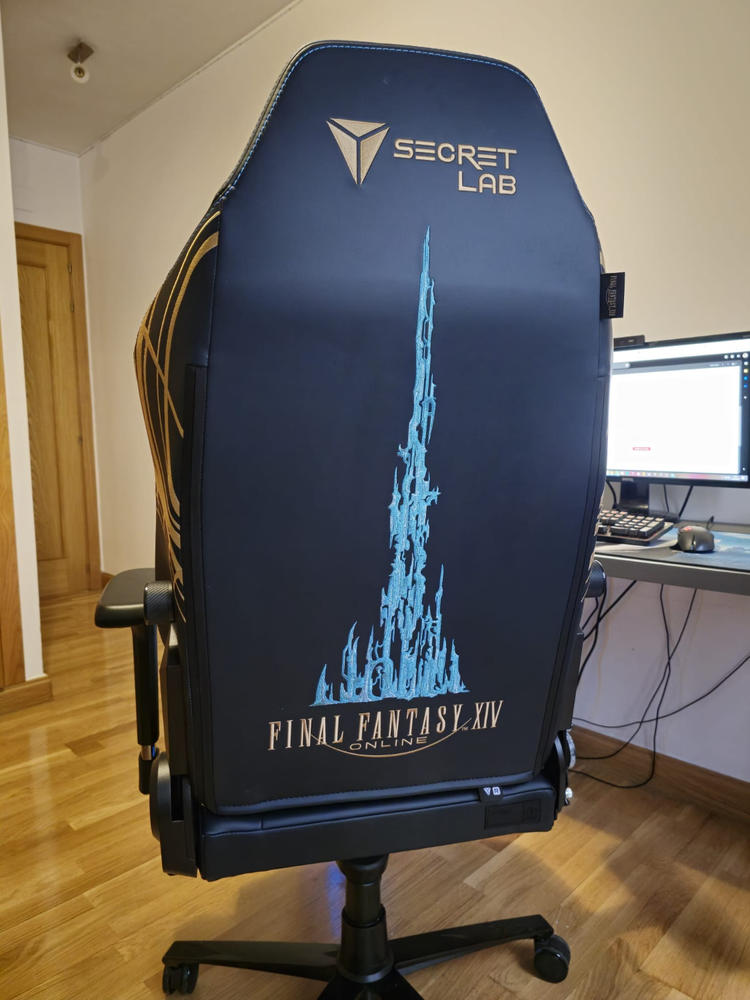 Secretlab TITAN Evo - Regular - NEO Hybrid Leatherette (0107) - Customer Photo From Daniel García Gallego