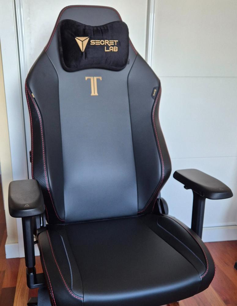 Secretlab TITAN Evo - Regular - NEO Hybrid Leatherette (0107) - Customer Photo From David Fernandez Jorquera