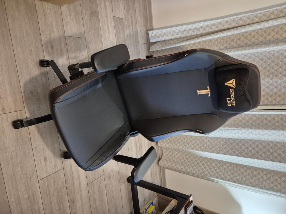 Secretlab TITAN Evo - XL - NEO Hybrid Leatherette (0108) - Customer Photo From mathias ozen