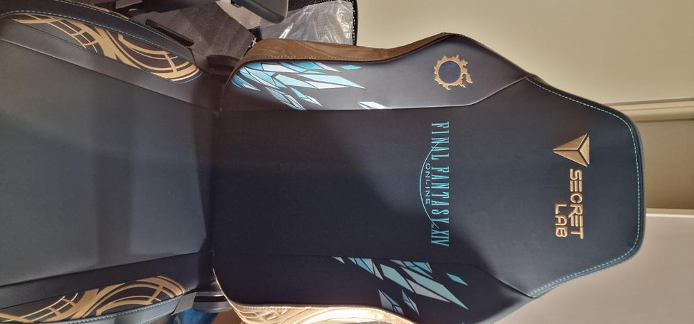 Secretlab TITAN Evo - XL - NEO Hybrid Leatherette (0108) - Customer Photo From Tjarco Distel