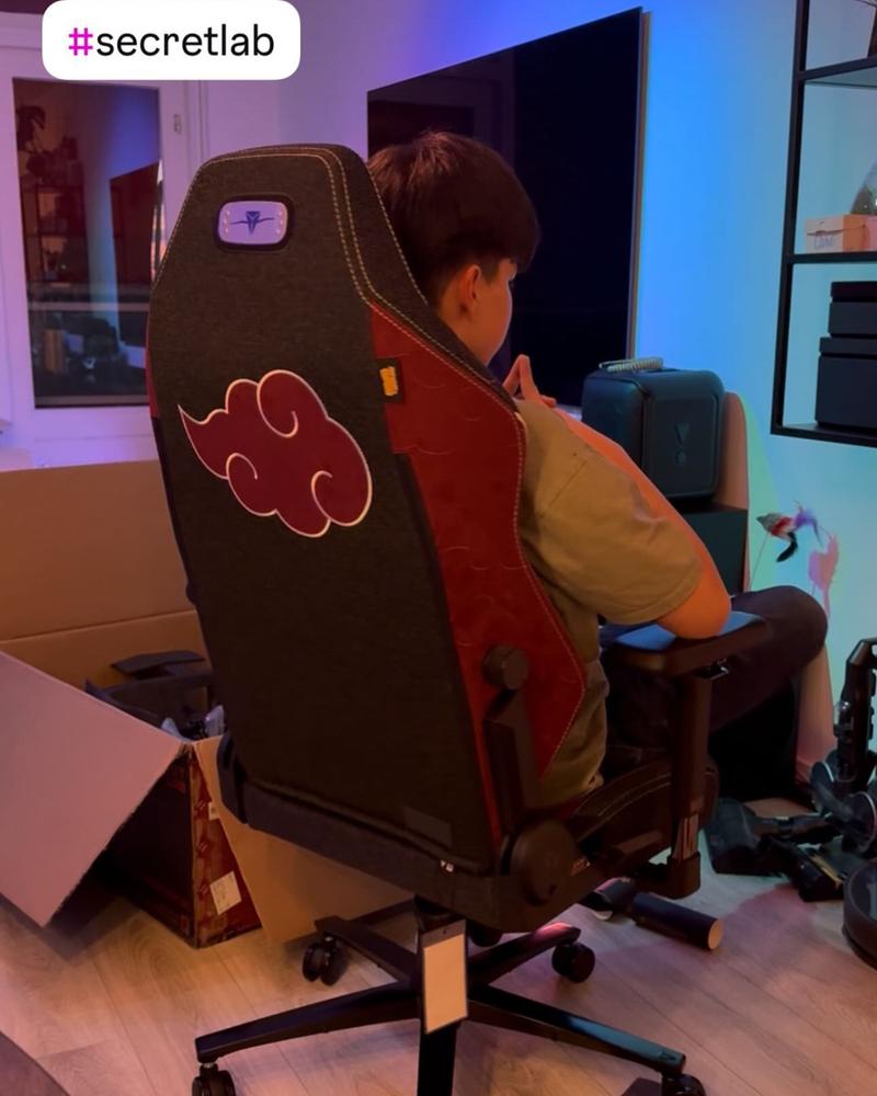 Secretlab TITAN Evo - Regular - SoftWeave® Plus Fabric (0107) - Customer Photo From Paul Draber