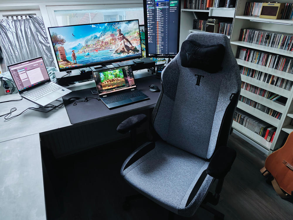 Secretlab TITAN Evo - XL - SoftWeave™ Plus Fabric (0108) - Customer Photo From Adrian de Graaf