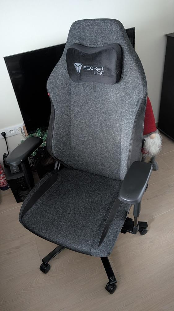 Secretlab TITAN Evo - XL - SoftWeave® Plus Fabric (0108) - Customer Photo From Stephane Soares