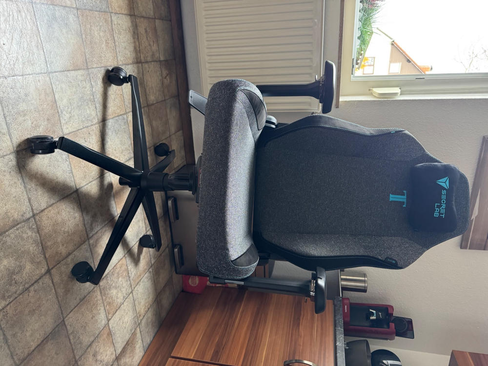 Secretlab TITAN Evo - XL - SoftWeave® Plus Fabric (0108) - Customer Photo From David Klement