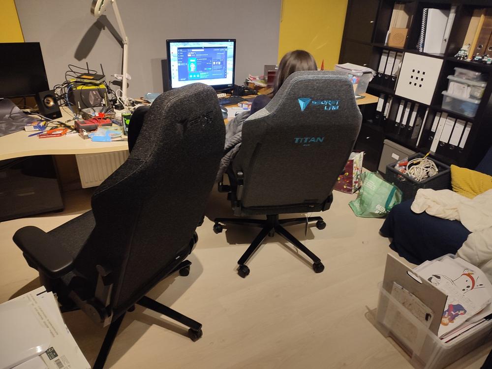 Secretlab TITAN Evo - XL - SoftWeave™ Plus Fabric (0108) - Customer Photo From Sebastien De Dijcker