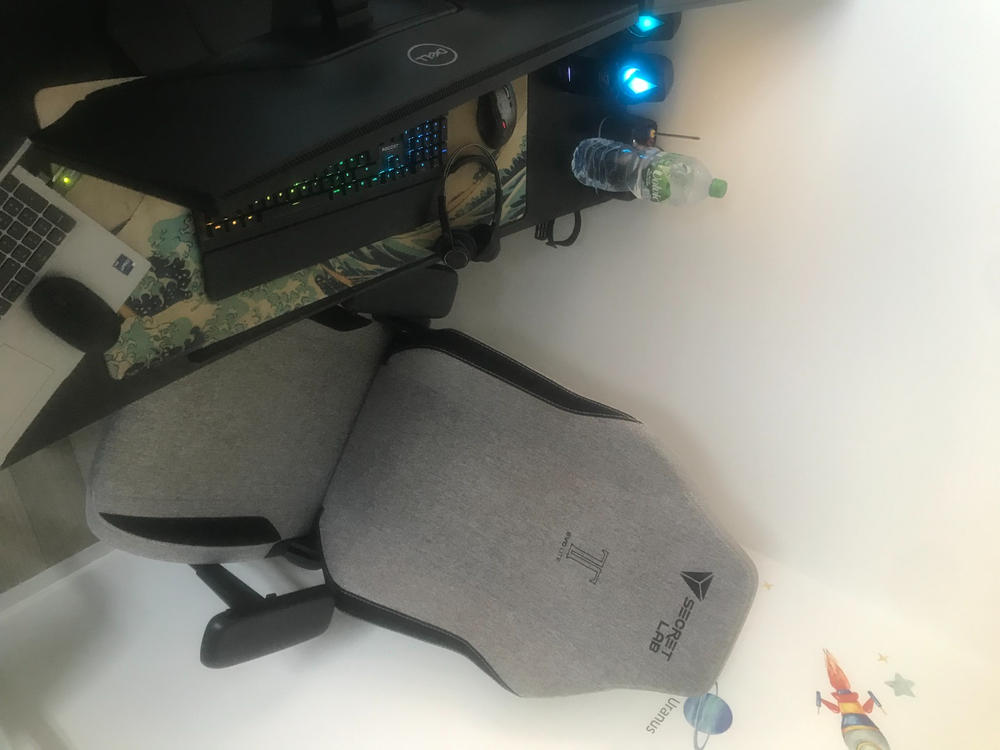 Secretlab TITAN Evo Lite - XL - SoftWeave™ Fabric - Customer Photo From Bilal Lazregue