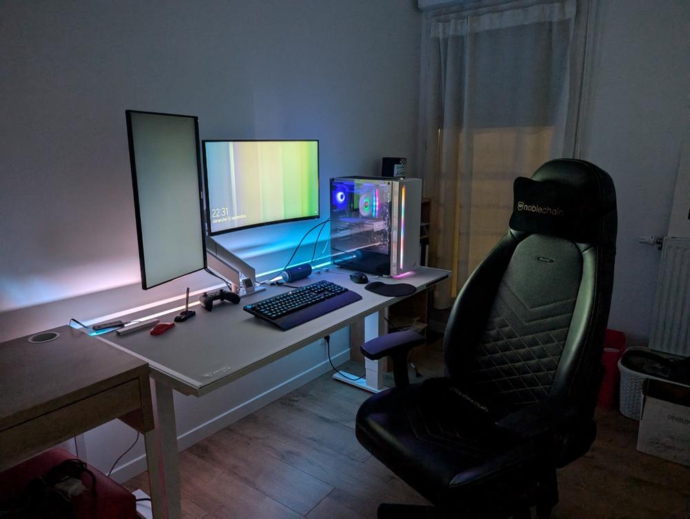 Secretlab Magnus Pro 1.5m Motorised Leg Columns (Type-F)- White - Box 2 - Customer Photo From Edouard Lefort