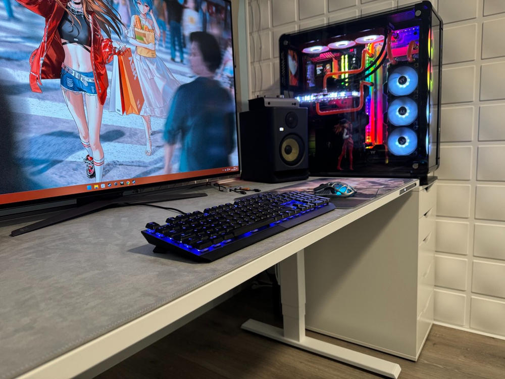 Secretlab Magnus Pro XL 1.7m Motorised Leg Columns (Type-F) - White - Box 2 - Customer Photo From Ruben Vaquero Lopez