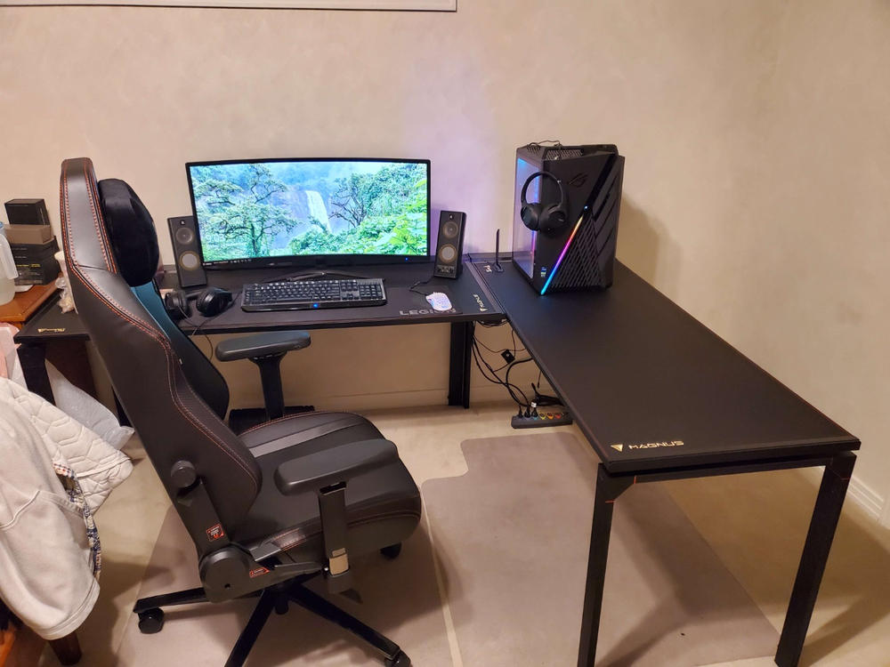 Secretlab MAGNUS L-Shaped Desk Extension - Customer Photo From Perry Chan