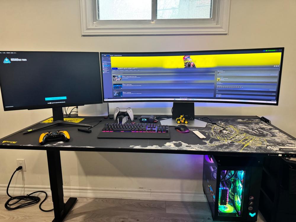 Secretlab MAGNUS Pro XL - Box 2 - Motorised Leg Columns (Plug Type B) - Customer Photo From Amir Eghbali