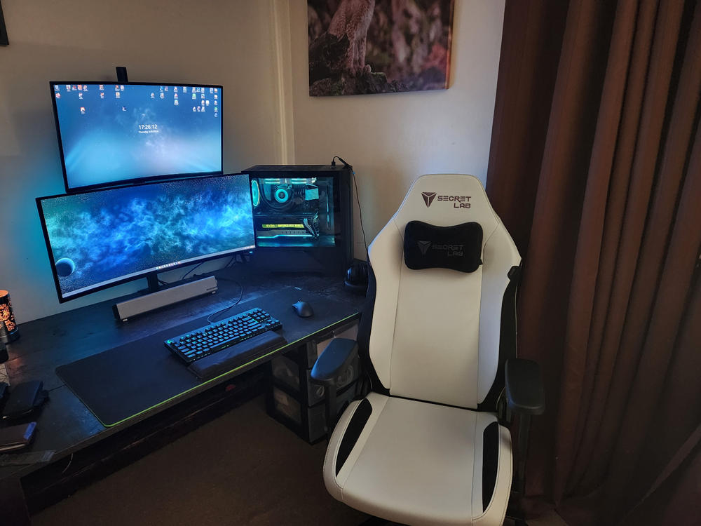 Secretlab TITAN Evo - Regular - NEO Hybrid Leatherette (0107) - Customer Photo From Jeffrey Osborne